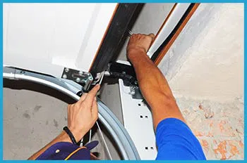 Garage Door Service Repair Indianapolis, IN 317-548-2204 - garage-door-maintenance-gr-16m